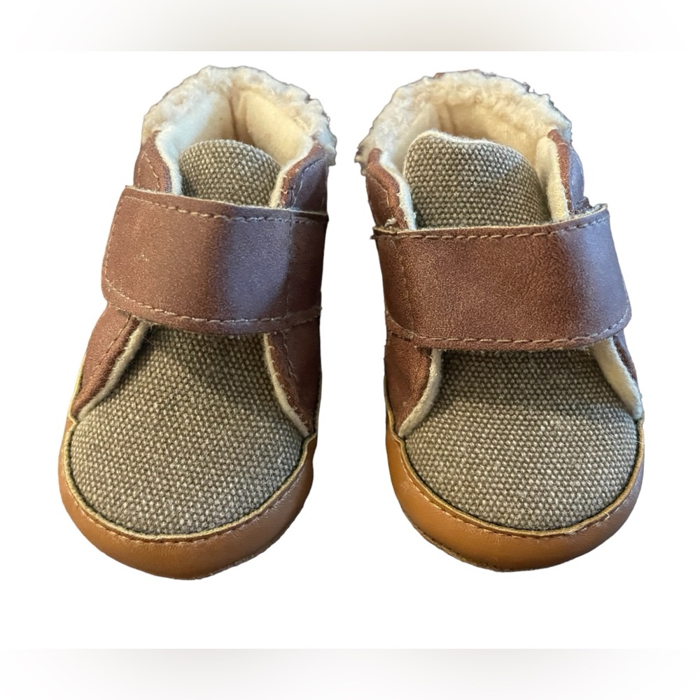 Infant Booties Size 6-9 Months